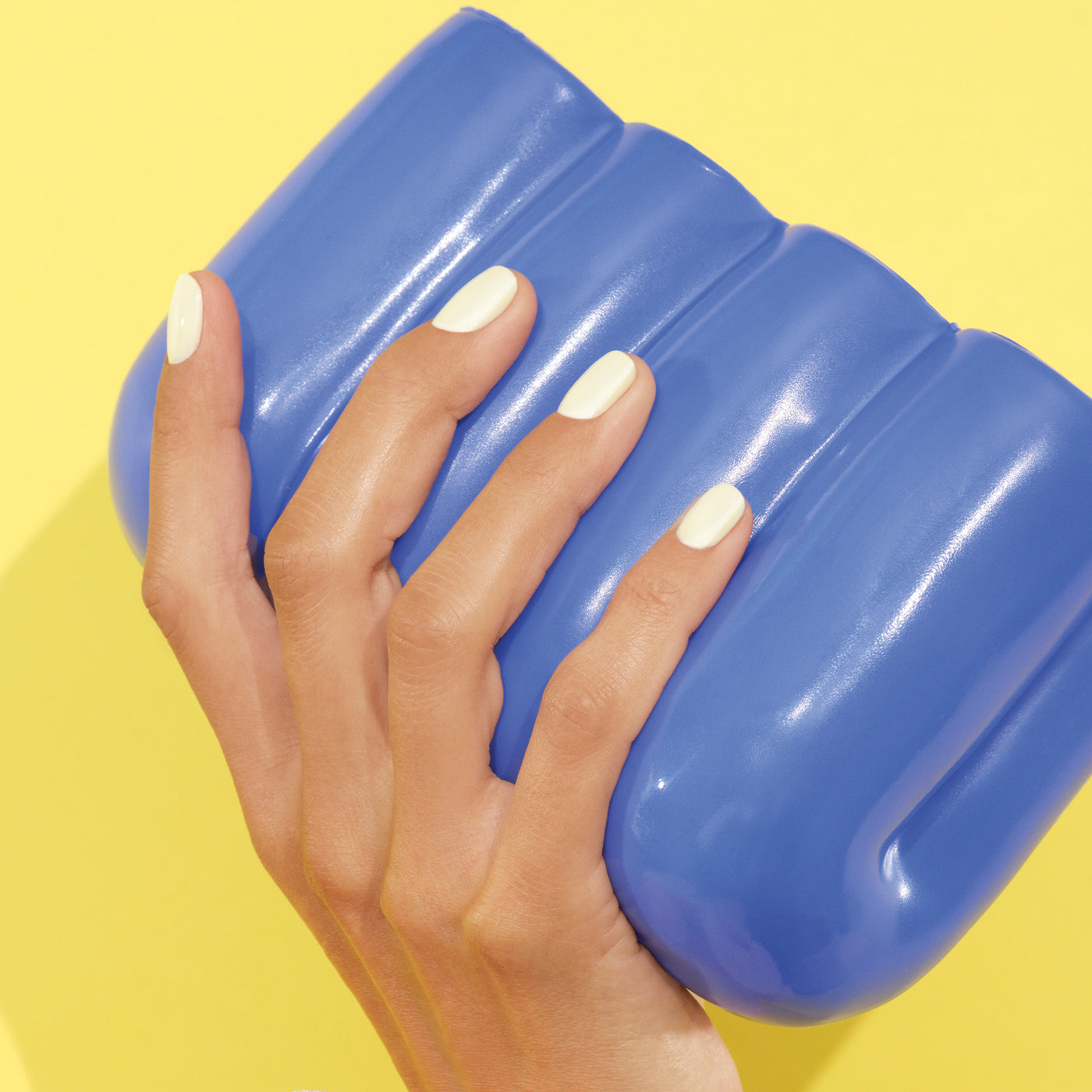 Manucurist Green Nail Polish - Porcelaine