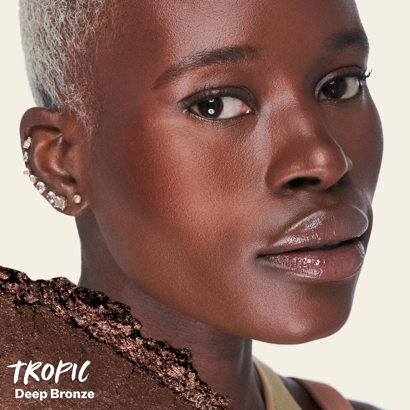 Kosas The Sun Show Glowy Warmth Baked Bronzer