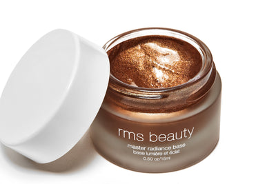 RMS Beauty Master Radiance Base in Deep