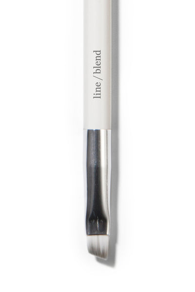 Ere Perez Eco Vegan Line & Blend Brush